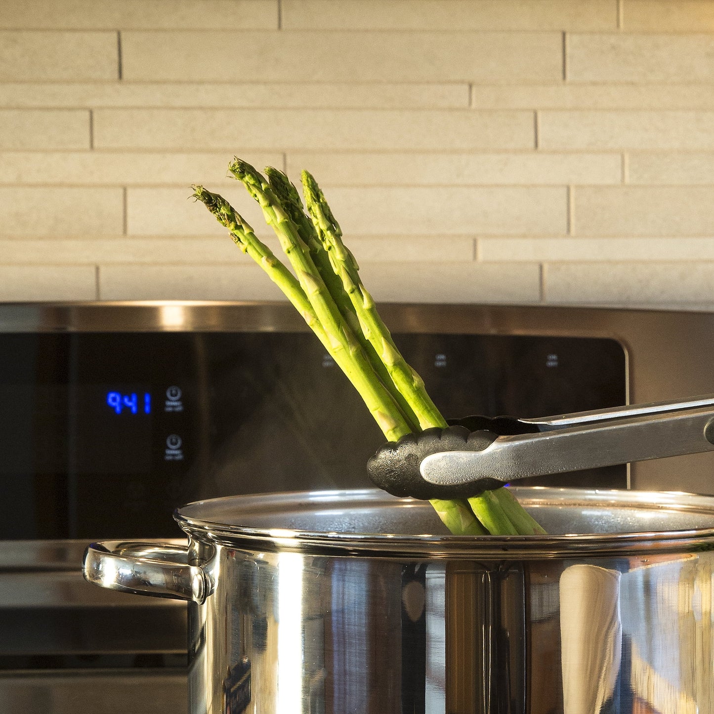 Pure Intentions Stainless Steel Stock Pot with Lid, 8 Quart, Polished