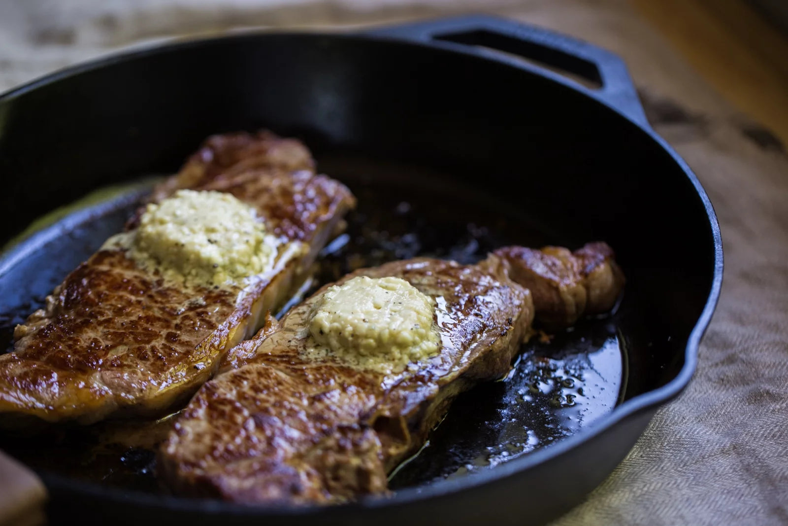 10.25 " Seasoned Cast Iron Skillet